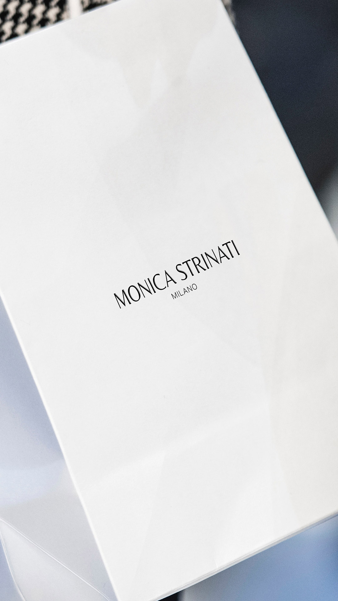 Studio-Hrastar-Monica-Strinati-Header-Mobile