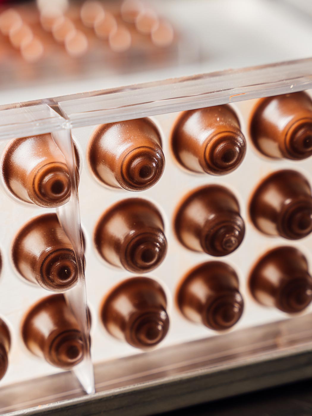Studio-Hrastar-Pralines-by-Starkl-Making-7