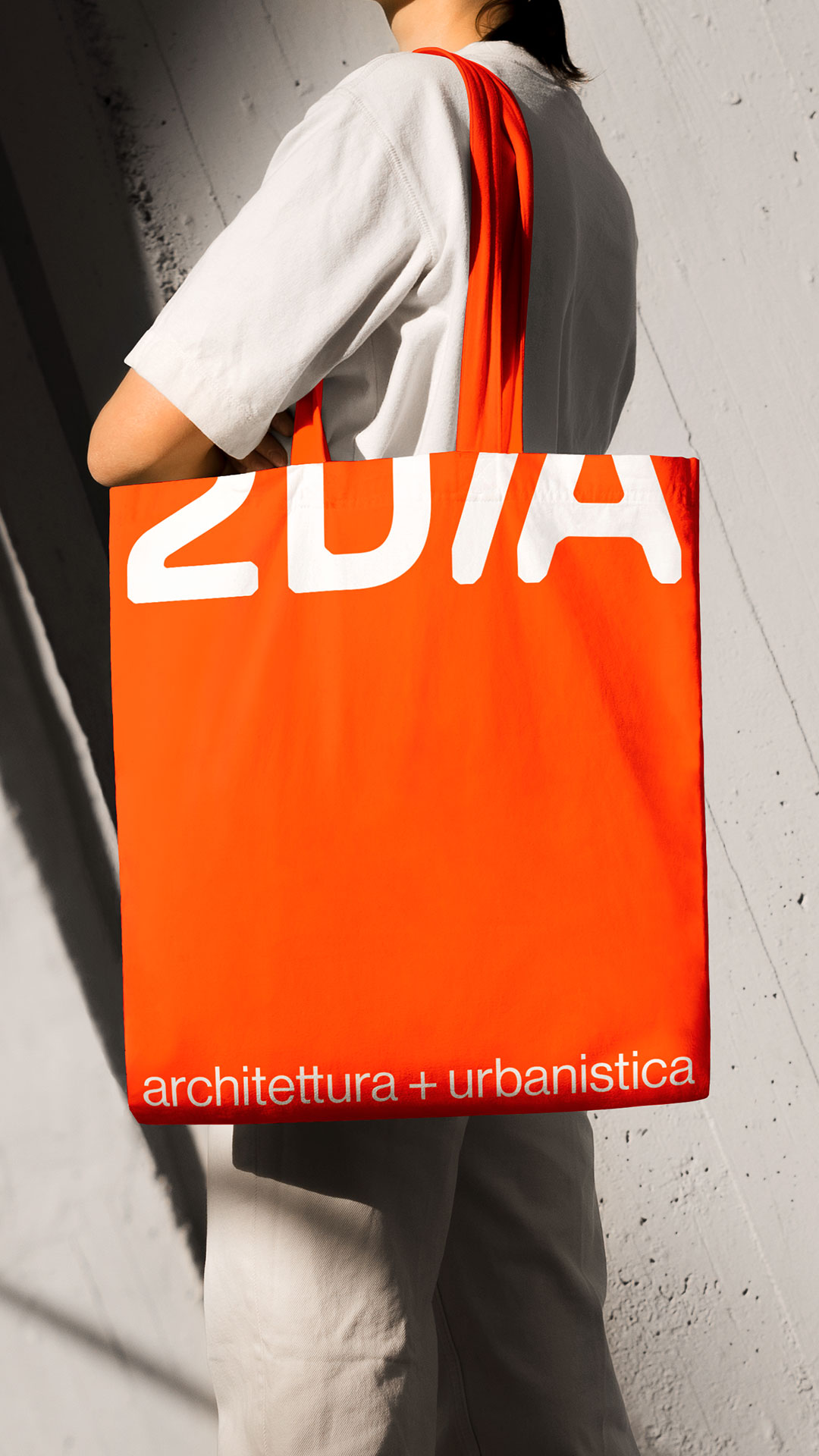 Studio-Hrastar-Header-2D-A-Tote-Bag-Mobile