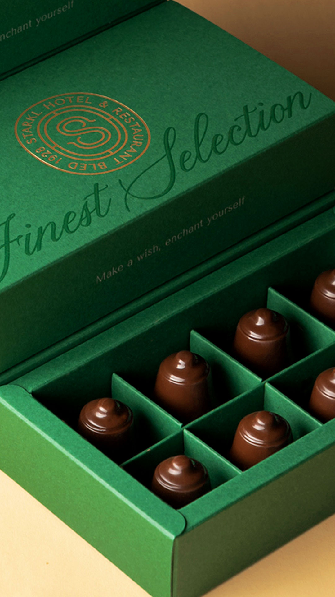 Studio-Hrastar-Pralines-By-Starkl-Header-Mobile