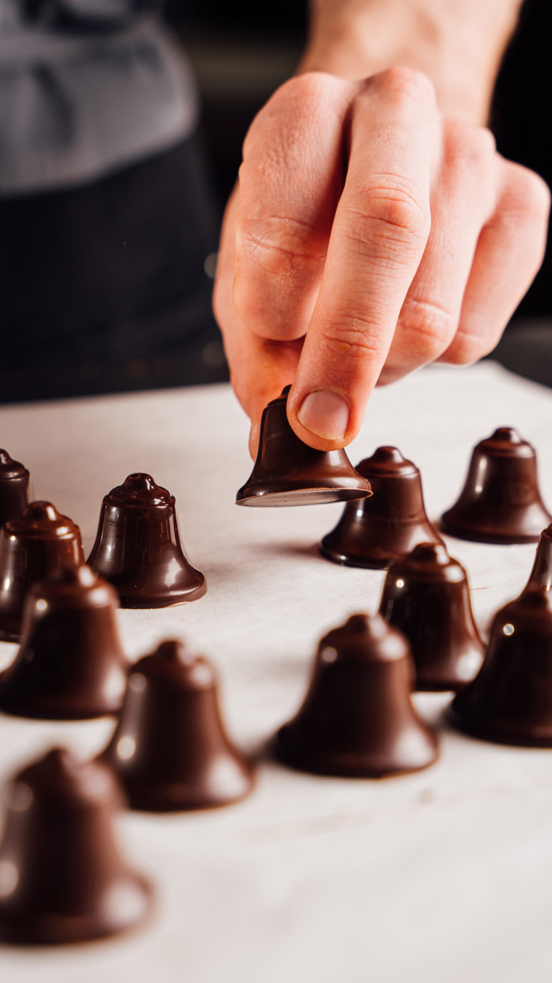 Studio-Hrastar-Pralines-by-Header-Mobile-4